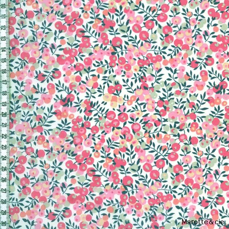 Coupon Liberty Wiltshire pois de senteur 65 x 45 cm dans Tissus Liberty par Marotte et Cie