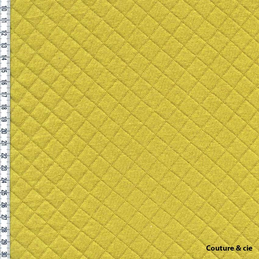 Jersey matelassé France Duval Stalla banane, x10cm dans FRANCE DUVAL STALLA par Couture et Cie