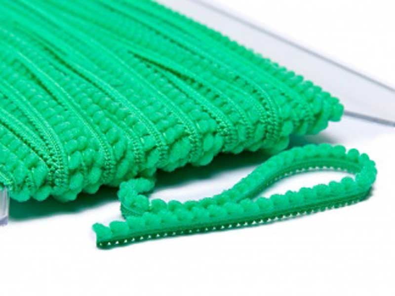 Galon Petits pompons vert dans Galons pompons par Couture et Cie