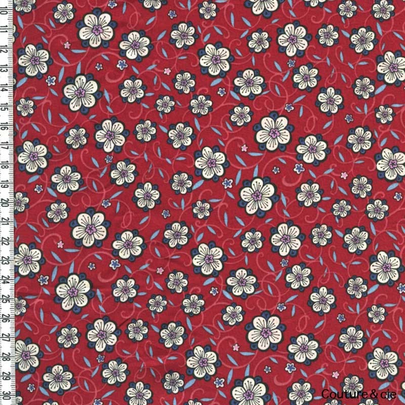 Tissu Liberty Lolly rouge, x10cm dans Batistes Tana Lawn par Couture et Cie