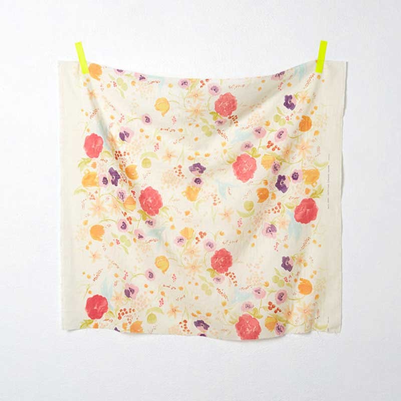Nani Iro, Fuccra Rakuen blanc cassé, 135x110cm dans TISSUS JAPONAIS par Couture et Cie