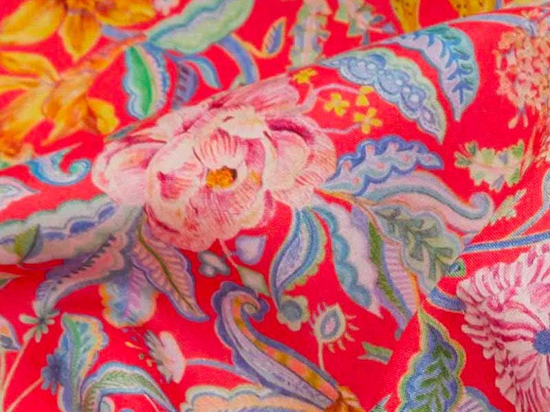Tissu Liberty Garden of Life, x10cm dans Tissus LIBERTY OF LONDON par Couture et Cie