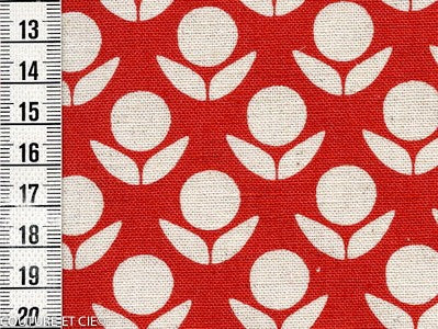 Tissu Kokka Stamped fleurs rouges dans TISSUS JAPONAIS par Couture et Cie