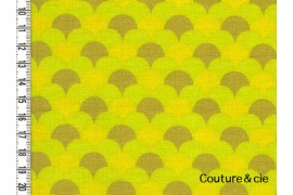 Tissu Namisca moutarde dans LINNAMORATA par Couture et Cie