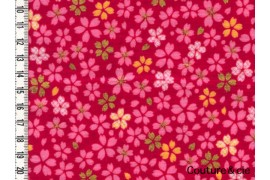 Tissu Petites Fleurs de cerisier rouge et or dans Motifs traditionnels par Couture et Cie