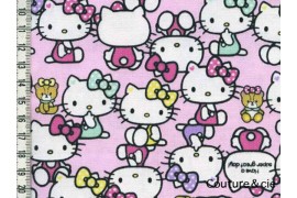 Tissu Hello Kitty rose, x10cm dans Kiyohara par Couture et Cie