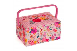 Boîte à couture fleurie rose fleurs brodées dans Boîte à couture par Couture et Cie