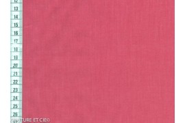 Popeline Fil à Fil rose corail dans Tissus unis par Couture et Cie