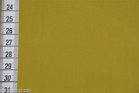 Batiste banane dans FRANCE DUVAL STALLA par Couture et Cie