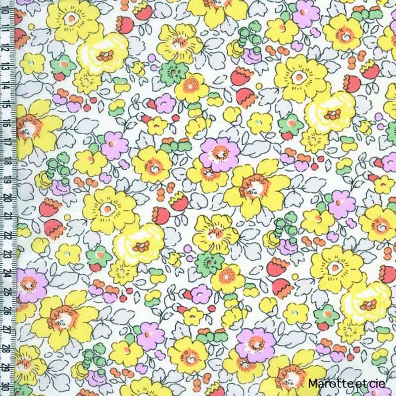 Coupon Liberty Betsy jaune 65*45cm dans Tissus Liberty par Marotte et Cie