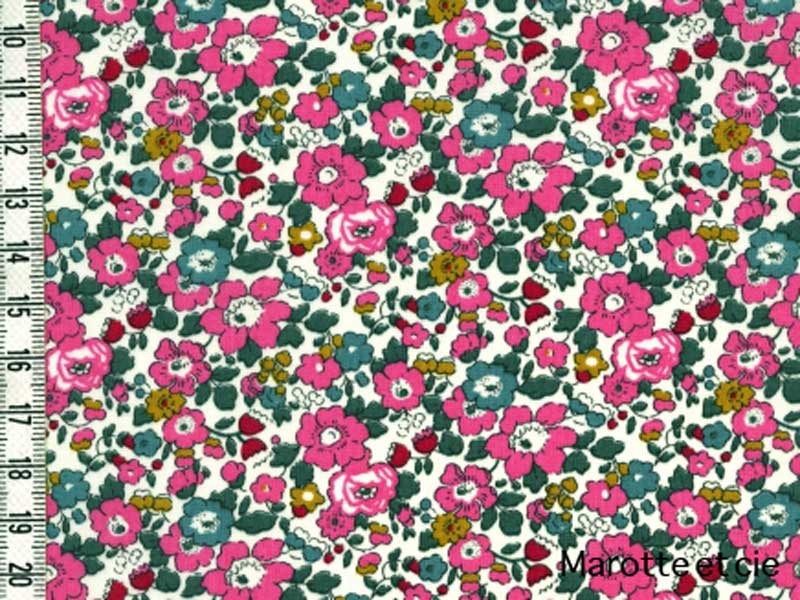 Coupon Liberty Betsy ann pivoine 65*45cm dans Tissus Liberty par Marotte et Cie