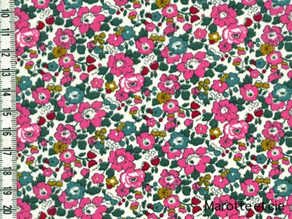 Coupon Liberty Betsy ann pivoine 65*45cm dans Tissus Liberty par Marotte et Cie