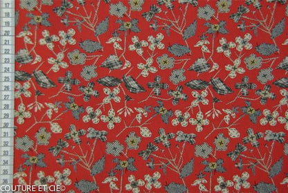 Tissu Liberty Haberdashery rouge, x 10 cm dans Tissus LIBERTY OF LONDON par Couture et Cie