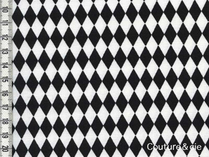Tissu Diamonds noir dans LINNAMORATA par Couture et Cie