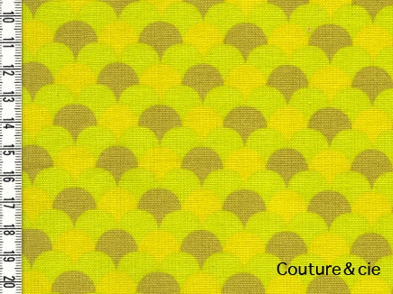 Tissu Namisca moutarde dans LINNAMORATA par Couture et Cie