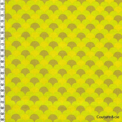 Tissu Namisca moutarde dans LINNAMORATA par Couture et Cie