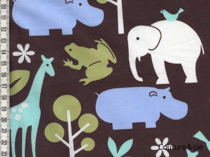 Tissu Zoology marron dans MICHAEL MILLER par Couture et Cie