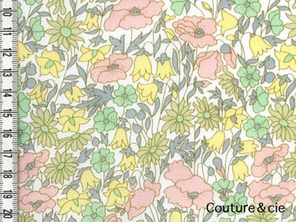 Tissu Liberty Poppy &amp; Daisy pastel, x10cm dans Tissus LIBERTY OF LONDON par Couture et Cie