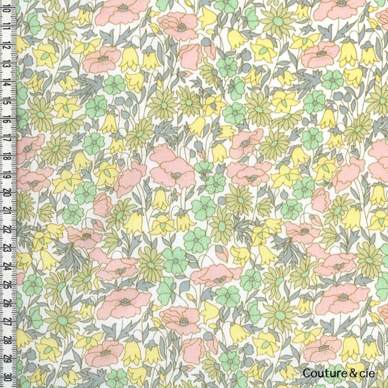 Tissu Liberty Poppy &amp; Daisy pastel, x10cm dans Tissus LIBERTY OF LONDON par Couture et Cie