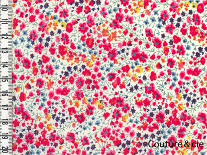 Tissu Liberty Phoebe multicolore x10cm dans Tissus LIBERTY OF LONDON par Couture et Cie
