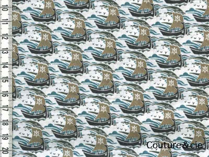 Tissu Liberty Samols gris dans Batistes Tana Lawn par Couture et Cie