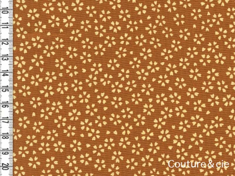 Tissu Sakura moutarde dans Motifs traditionnels par Couture et Cie