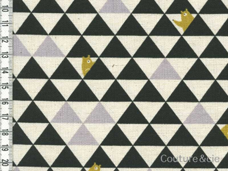 Tissu Kokka Triangles et ours noir dans Kokka par Couture et Cie