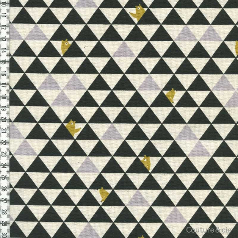 Tissu Kokka Triangles et ours noir dans Kokka par Couture et Cie