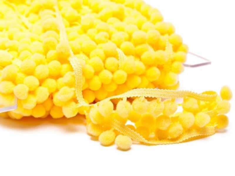 Galon pompon jaune 18mm dans Galons pompons par Couture et Cie