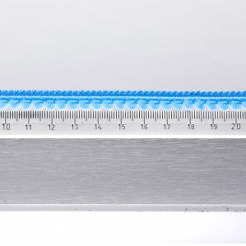 Galon Petits pompons bleu dans Galons pompons par Couture et Cie