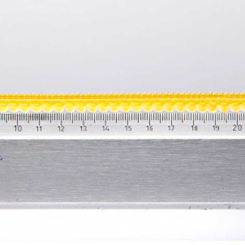 Galon Petits pompons jaune dans Galons pompons par Couture et Cie