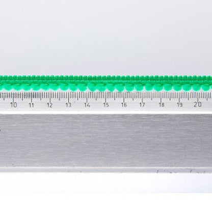 Galon Petits pompons vert dans Galons pompons par Couture et Cie