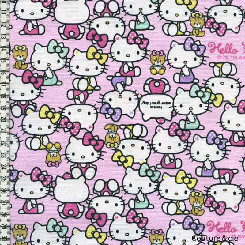 Tissu Hello Kitty rose, x10cm dans Kiyohara par Couture et Cie