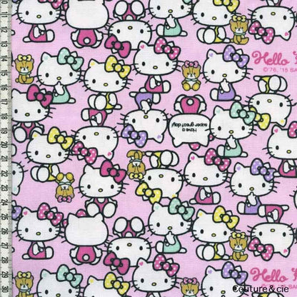 Tissu Hello Kitty rose, x10cm dans Kiyohara par Couture et Cie