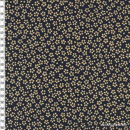 Tissu Sakura bleu, coupon 30*110cm dans Motifs traditionnels par Couture et Cie