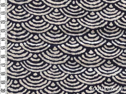 Tissu Seikaiha indigo, coupon 97*110cm dans Motifs traditionnels par Couture et Cie