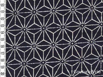 Tissu Asanoha bleu indigo dans Motifs traditionnels par Couture et Cie