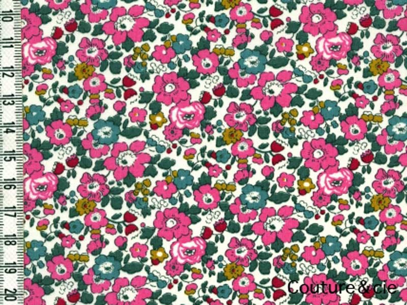Tissu Liberty Betsy ann pivoine dans Batistes Tana Lawn par Couture et Cie