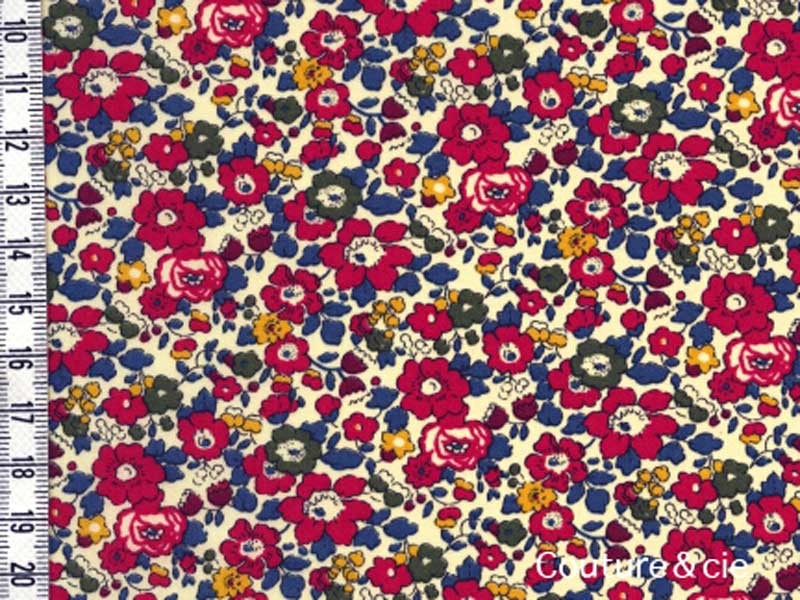 Tissu Liberty Betsy ann rouge garance x10cm dans Batistes Tana Lawn par Couture et Cie