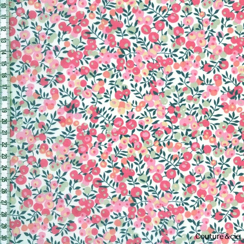 Liberty Wiltshire pois de senteur dans Batistes Tana Lawn par Couture et Cie