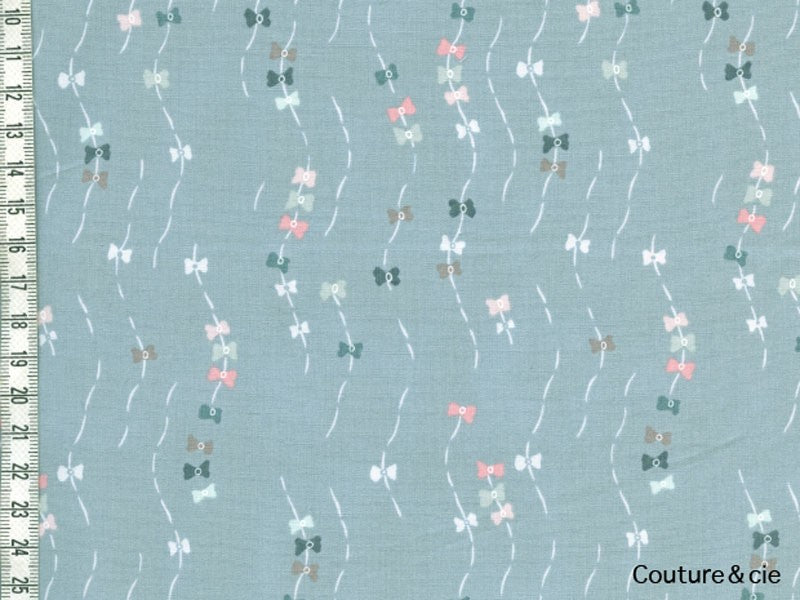 Tissu AGF Bows in Silence, collection Blithe dans ART GALLERY FABRICS par Couture et Cie