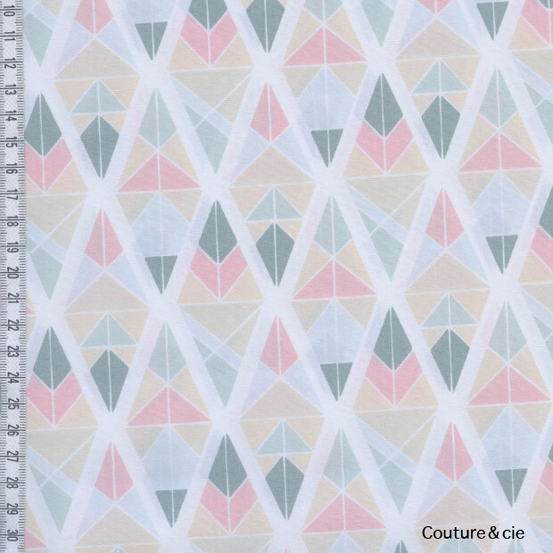 Tissu AGF Diamond Fragments rose, collection Garden dreamer dans ART GALLERY FABRICS par Couture et Cie
