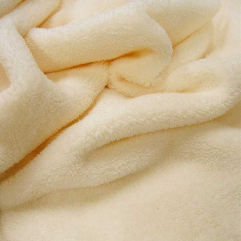 Teddydou ivoire dans Teddydou / Minky par Couture et Cie