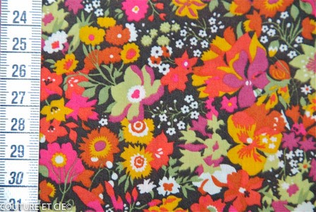 Liberty Manuela orange dans Tissus LIBERTY OF LONDON par Couture et Cie
