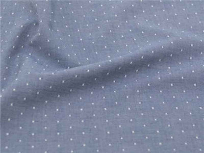 Tissu Chambray en coton bio à pois denim x10cm dans TISSUS BIOLOGIQUES par Couture et Cie
