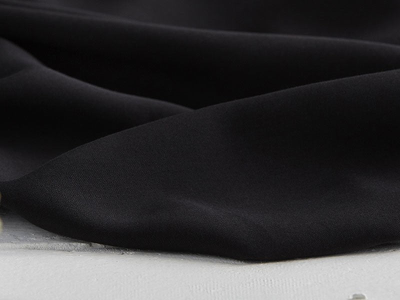 Tencel Meet Milk Twill medium noir, coupon 95x150cm dans Tencel par Couture et Cie