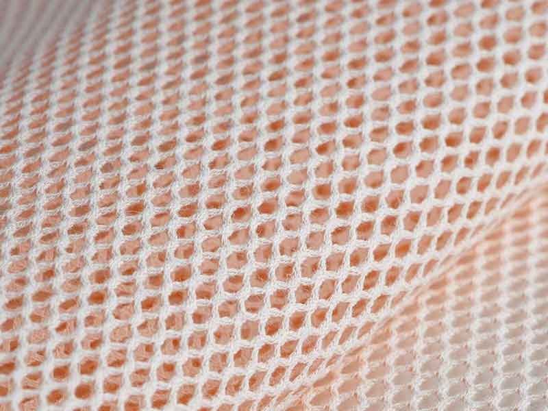 Tissu Filet coton bio rose coquillage, x10cm dans TISSUS BIOLOGIQUES par Couture et Cie