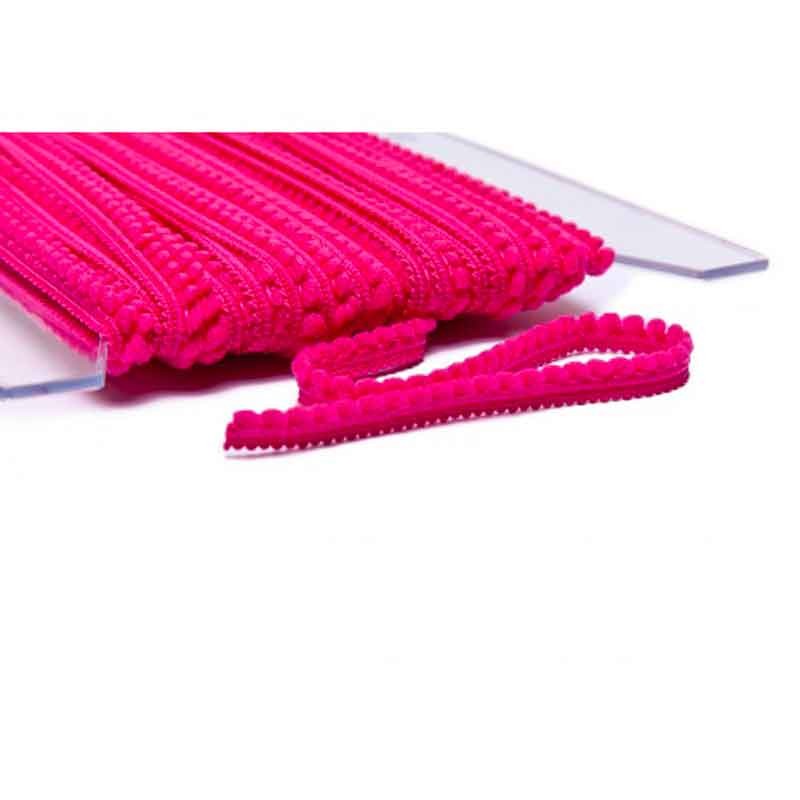 Galon petits pompons rose fushia, x10cm dans Mercerie par Couture et Cie