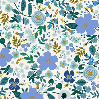 Tissu Rifle Paper Garden Party Wild rose bleu metallic, x10cm dans Rifle Paper Co par Couture et Cie