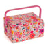 Boîte à couture fleurie rose dans Boîte à couture par Couture et Cie